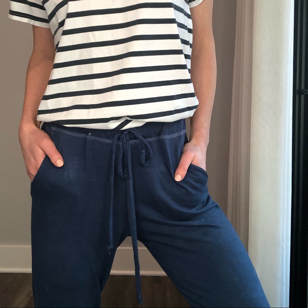 Soft and cosy navy sweatpants - goodhYOUman